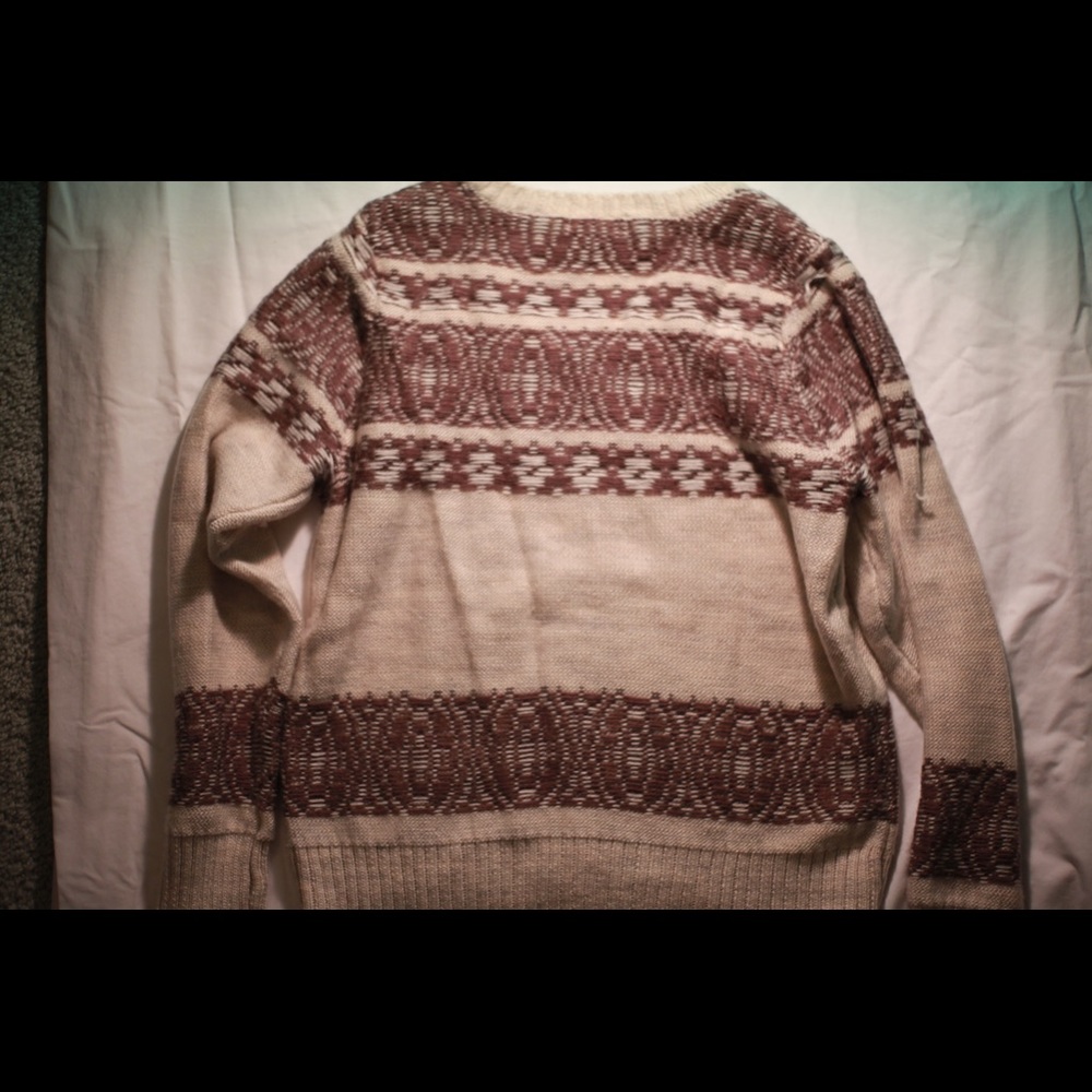 Sweater - Picture 3 of 7